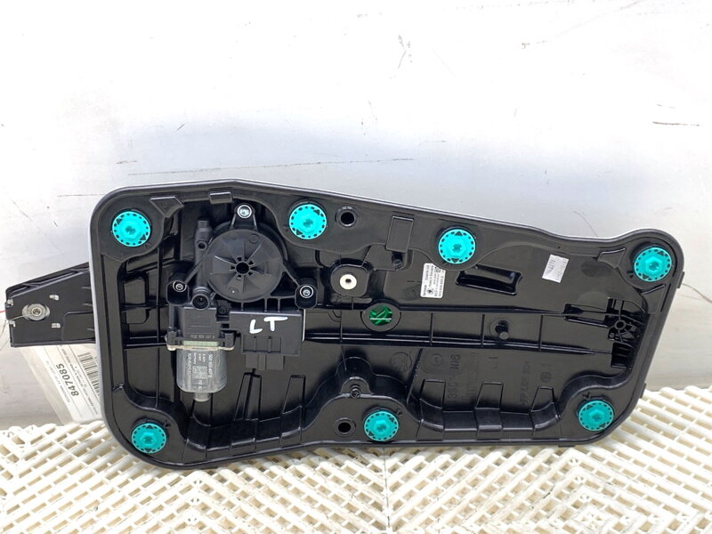 Sťahovačka okna ľavá zadná Skoda Octavia IV Combi (NX5) 2019 - 2022 5E3839655A