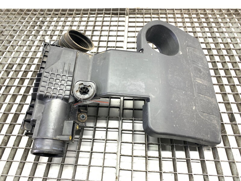 Kryt filtra vzduchu Renault Arkana I (LCM_) 2019 - 2022 165008735R