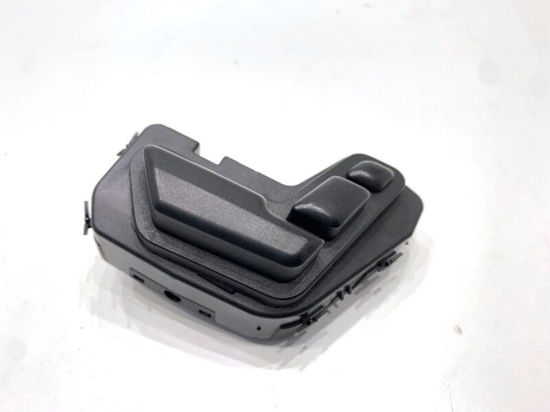 Prepínač sedadla pravý Mercedes-benz Class M (W166) 2011 - 2015 A1669053800