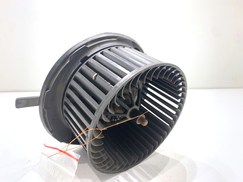 Ventilátor kúrenia Seat Alhambra (710, 711) 2010 - 2022 1K1820015L
