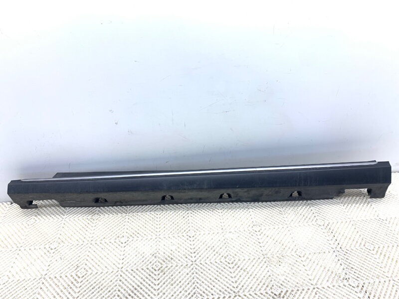 Lišta prahová ľavá Mercedes-benz Class M (W166) 2011 - 2015 A1666980054