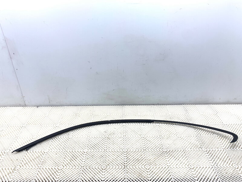 Lišta karosérie ľavá BMW 2 Coupe (F22, F87) 2012 - 2022
