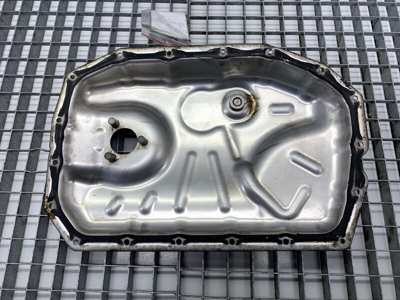 Vaňa olejová Audi A6 C8 Avant (4A5) 2018 - 2022 0P2103602A