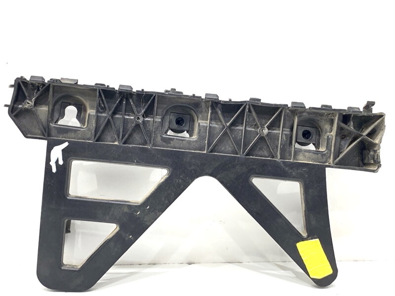 Držiak nárazníka pravý zadný Hyundai I30 (PDE, PD, PDEN) 2016 - 2022 86616-G4000