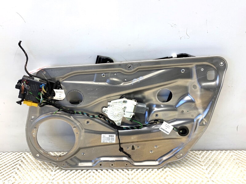 Sťahovačka okna pravá predná Mercedes-benz Class E T-model (S212) 2009 - 2016 A2128200302