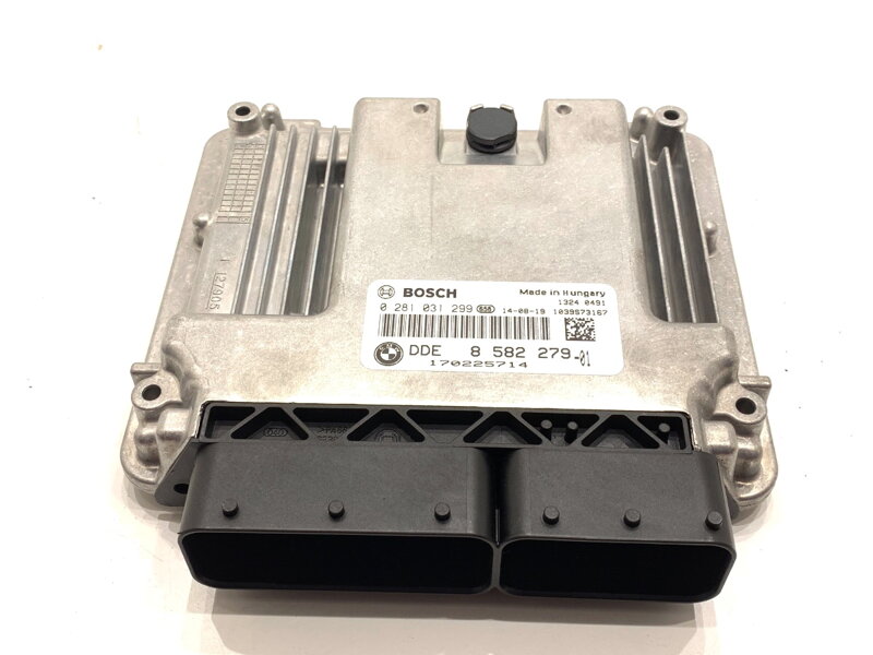 Riadiaca jednotka motora BMW 3 Touring (F31) 2012 - 2019 8582279