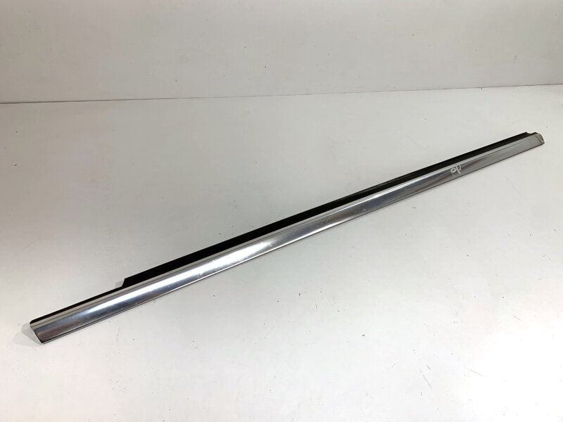 Lišta stieracia predná pravá Mercedes-benz Class E T-model (S212) 2009 - 2016