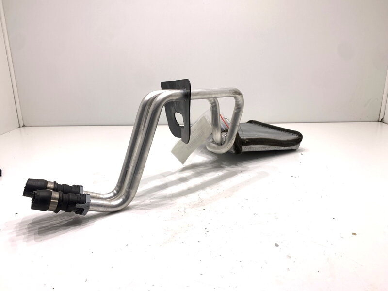 Radiátor kúrenia Jaguar E-pace (X540) 2017 - 2022