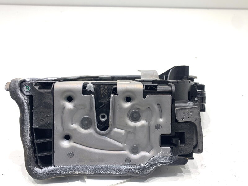 Zámok dverí ľavý zadný BMW 5 Touring (G31) 2017 - 2022 7477689