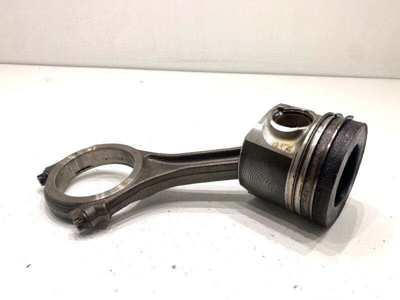 Piest S ojnicou Audi A6 C7 Avant (4G5, 4GD) 2011 - 2018 59AE