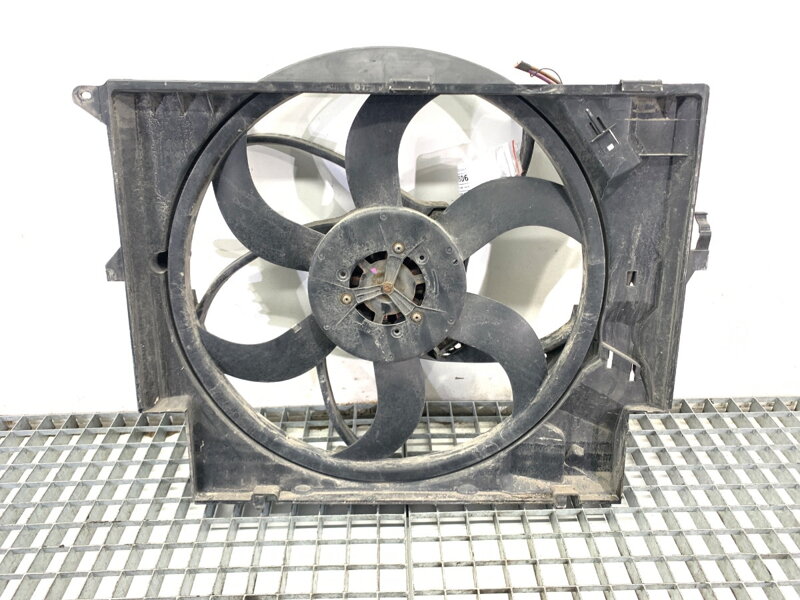 Ventilátor chladiča BMW X1 (E84) 2009 - 2015 7588974
