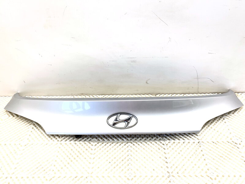 Lišta veka batožinového priestoru zadná Hyundai IX35 (LM, EL, ELH) 2009 - 2022 87371-2S000