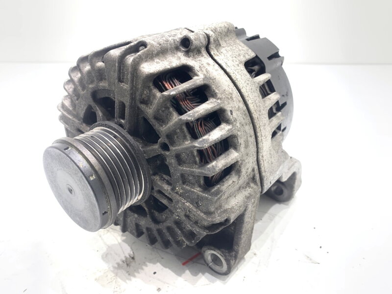 Alternátor BMW X3 (F25) 2010 - 2017 8507625