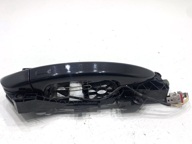 Kľučka vonkajšia pravá zadná VW Passat B7 (362) 2010 - 2015