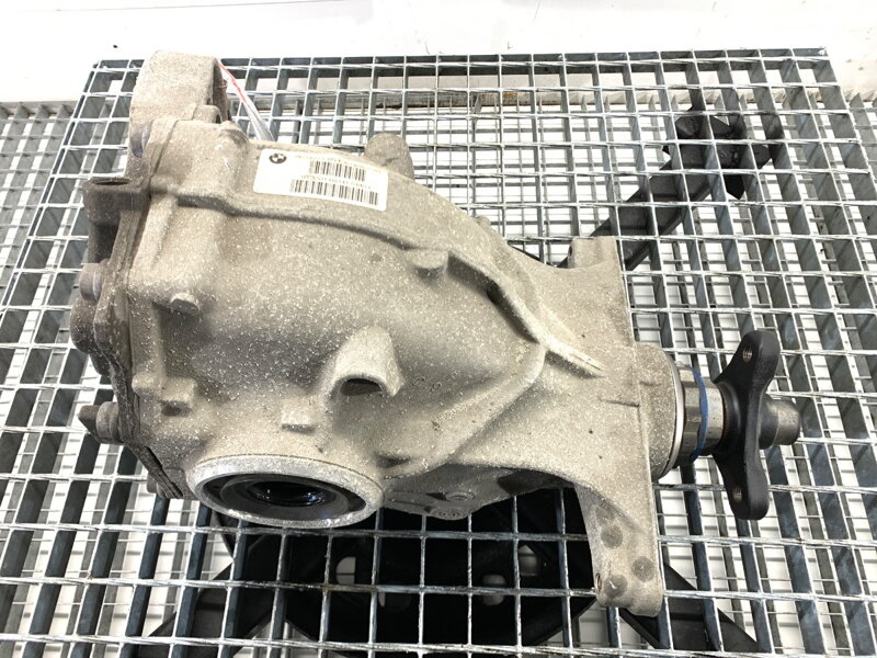 Diferenciál zadný BMW 5 Touring (G31) 2017 - 2022 8624221