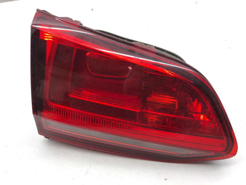 Svetlo zadné ľavé vnútorné VW Golf VII Variant (BA5, BV5) 2013 - 2022 5G9945093D