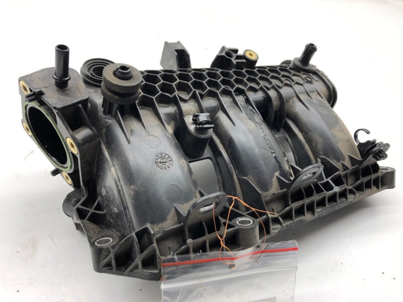 Sacie potrubie Opel Crossland X / Crossland (P17, P2QO) 2017 - 2022 9842272880