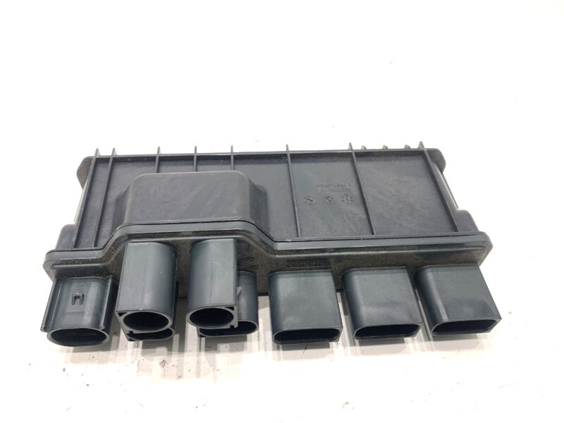 Modul napájania BMW 5 Touring (G31) 2017 - 2022 8479916