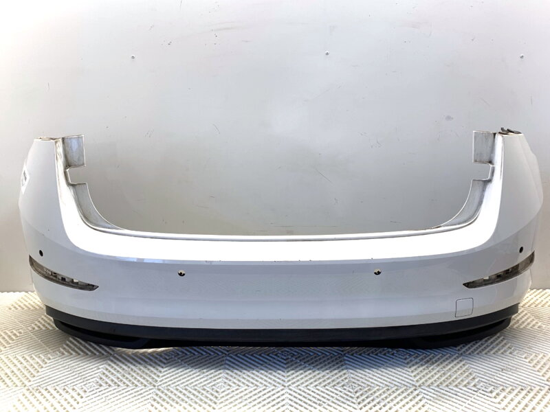 Nárazník zadný Skoda Scala (NW1) 2019 - 2022