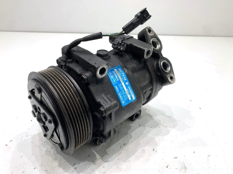 Kompresor klimatizácie Volvo V50 (545) 2003 - 2012 SD7V16