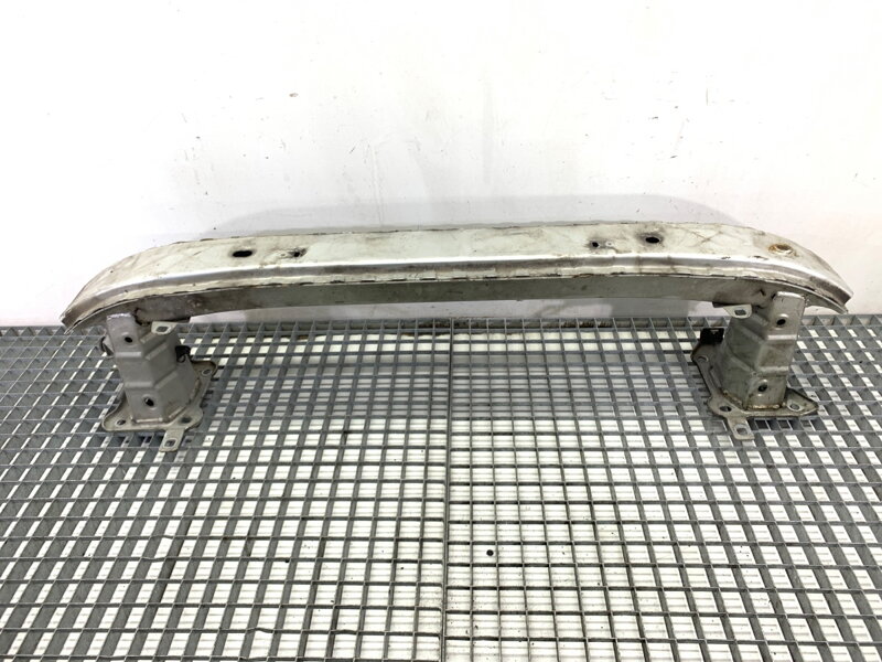 Výstuha nárazníka predná Volvo V50 (545) 2003 - 2012