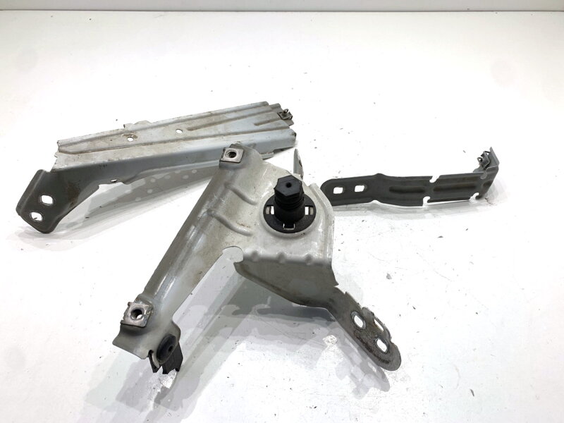 Uchytenie konzola blatníka pravé predné BMW X3 (F25) 2010 - 2017 758061