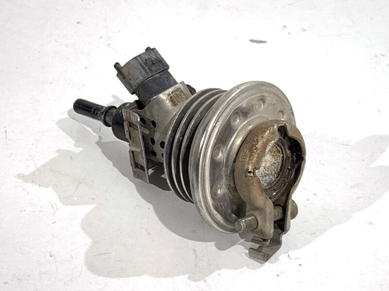 Vstrekovač SCR Renault Master III Autobus (JV) 2011 - 2022 208993839R