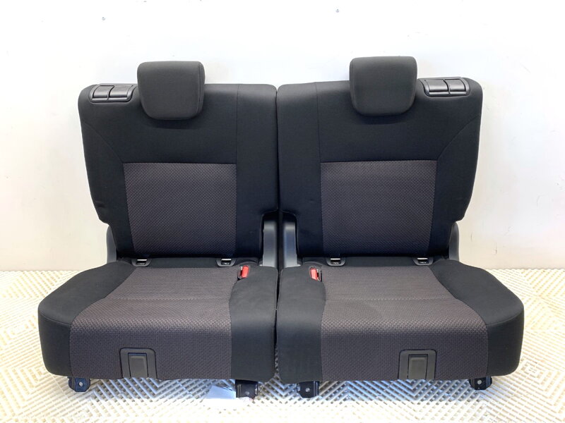 Lavica / sedačka druhý RAD Suzuki Ignis III (MF) 2016 - 2022