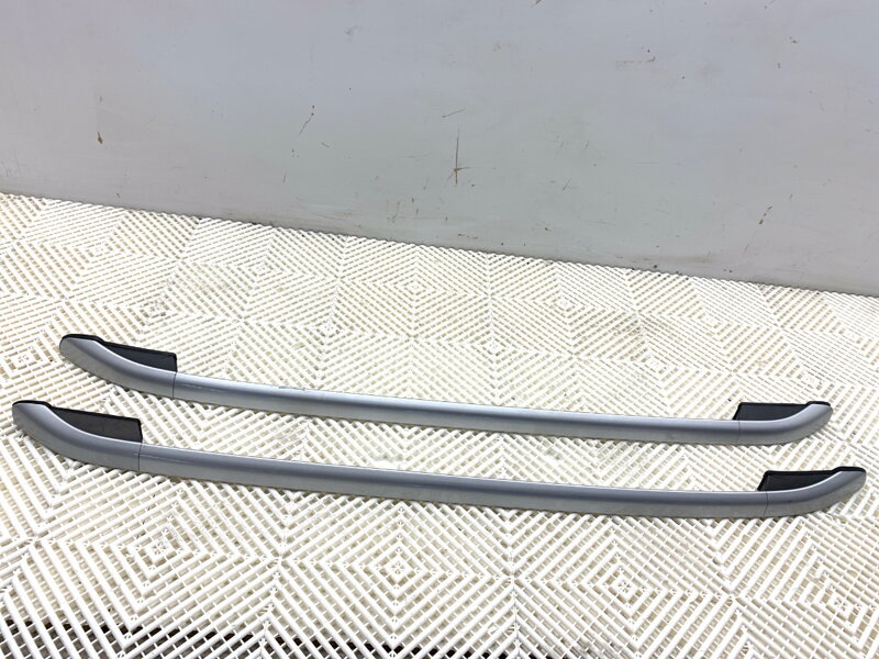 Strešné nosiče / lyžiny strešné sada Suzuki Ignis III (MF) 2016 - 2022