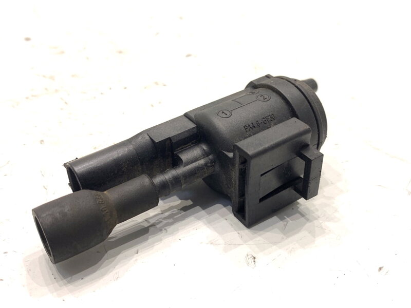 Ventil podtlaku Mercedes-benz Class GLK (X204) 2008 - 2015 0025407097