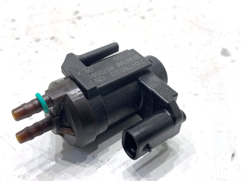 Ventil podtlaku BMW 5 Touring (G31) 2017 - 2022 8570591