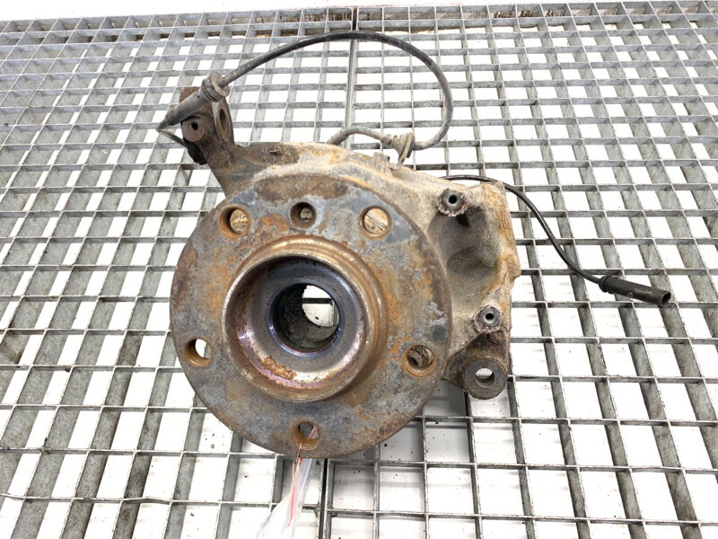 Otoč ľavá predná BMW X3 (F25) 2010 - 2017