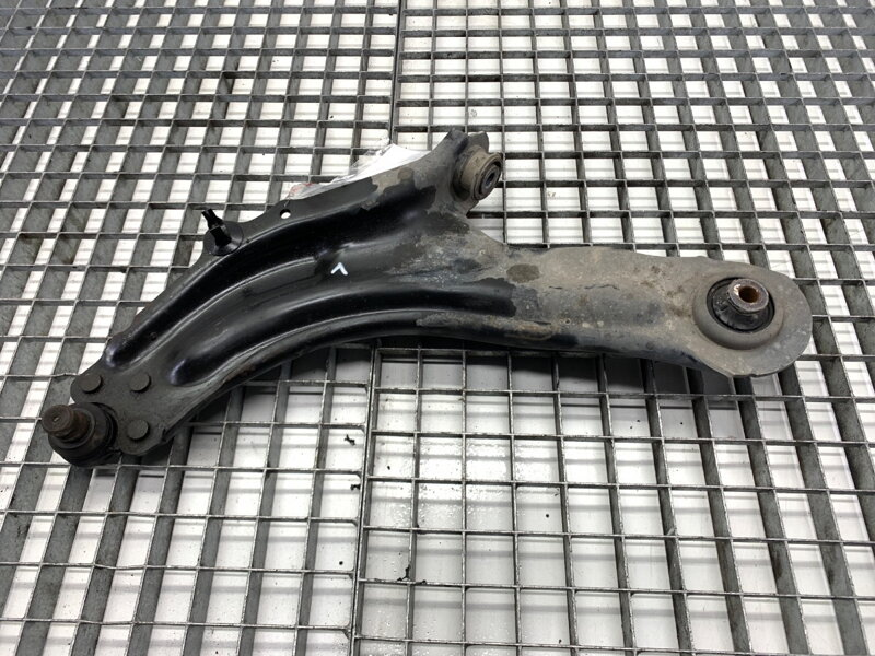 Rameno ľavé predné Mercedes-benz Citan (W415) 2012 - 2021