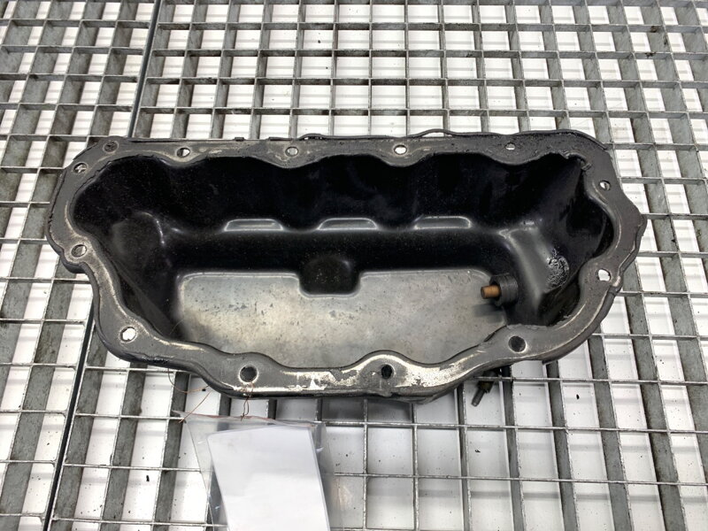 Vaňa olejová Mercedes-benz Class M (W166) 2011 - 2015 6420102528