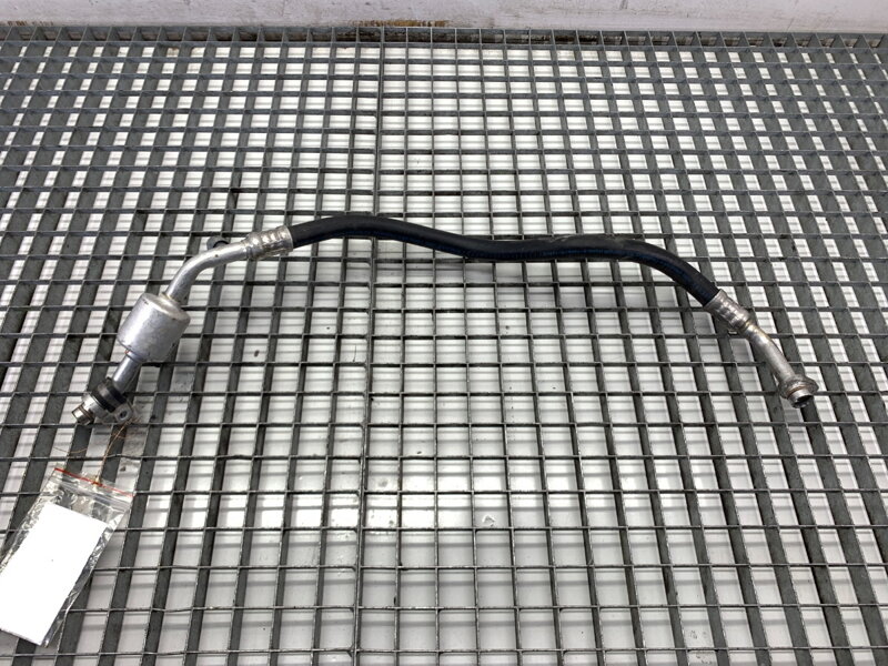 Hadica klimatizácie Dacia Sandero III 2021 - 2022 924805740R