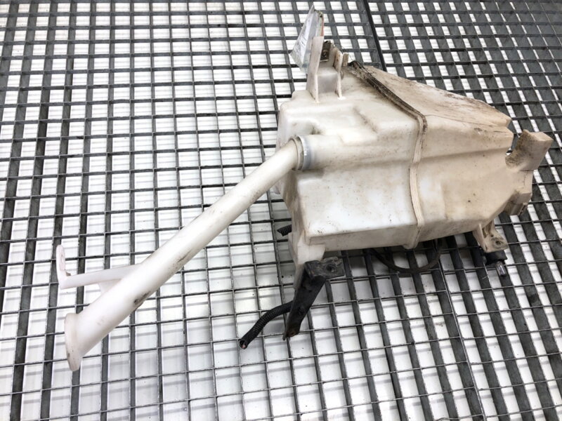 Nádržka ostrekovačov Renault Koleos I (HY_) 2008 - 2022