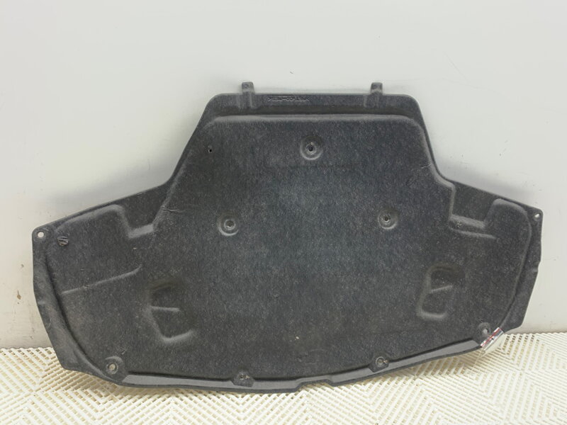 Odhlučnenie kapoty Infiniti Q50 2013 - 2022