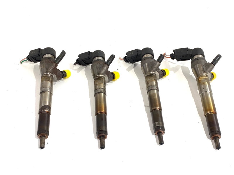 Vstrekovače sada Renault Megane III Liftback (BZ0/1_, B3_) 2008 - 2022 H8200704191