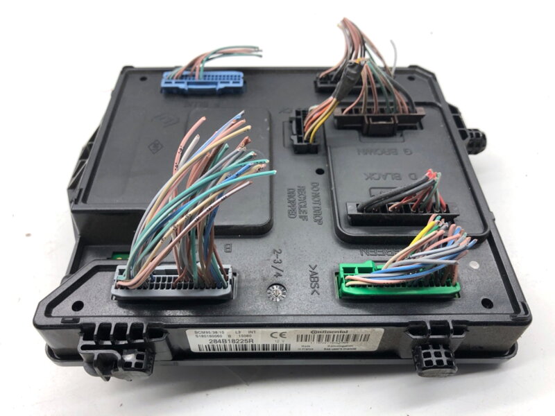 Modul BCM Renault Megane III Liftback (BZ0/1_, B3_) 2008 - 2022 284B18225R