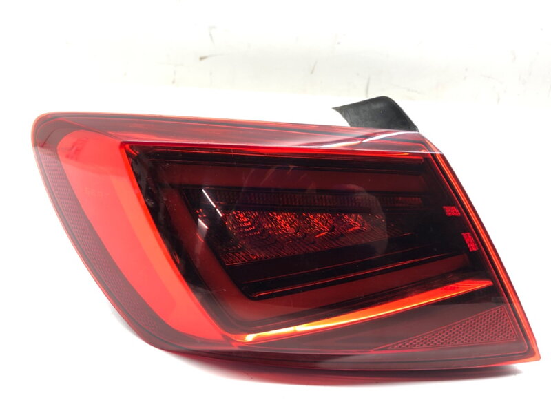 Svetlo ľavé zadné Seat Leon (5F1) 2012 - 2022 5F0945208F