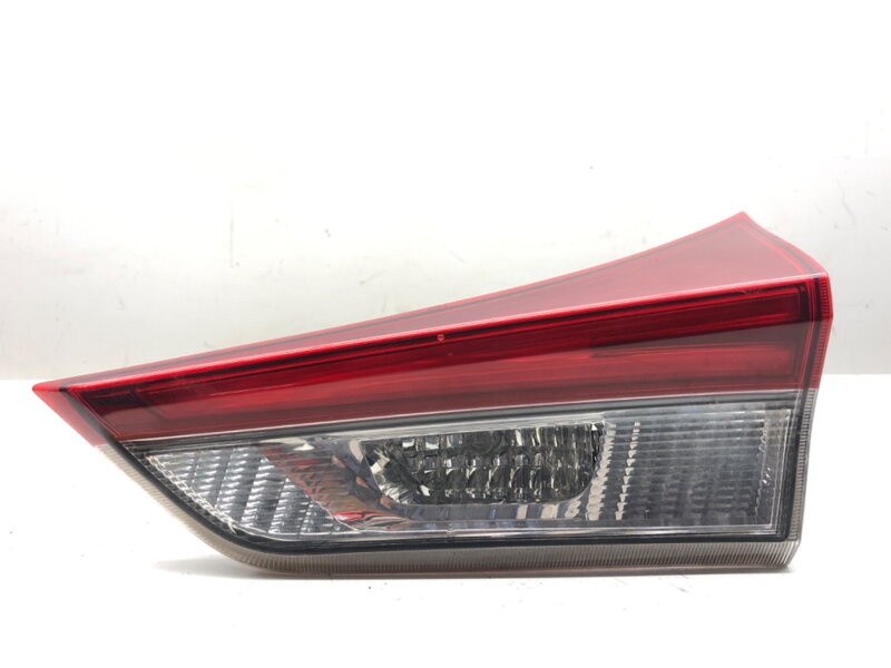 Svetlo zadné pravé vnútorné Toyota Auris (_E18_) 2012 - 2018 000018671