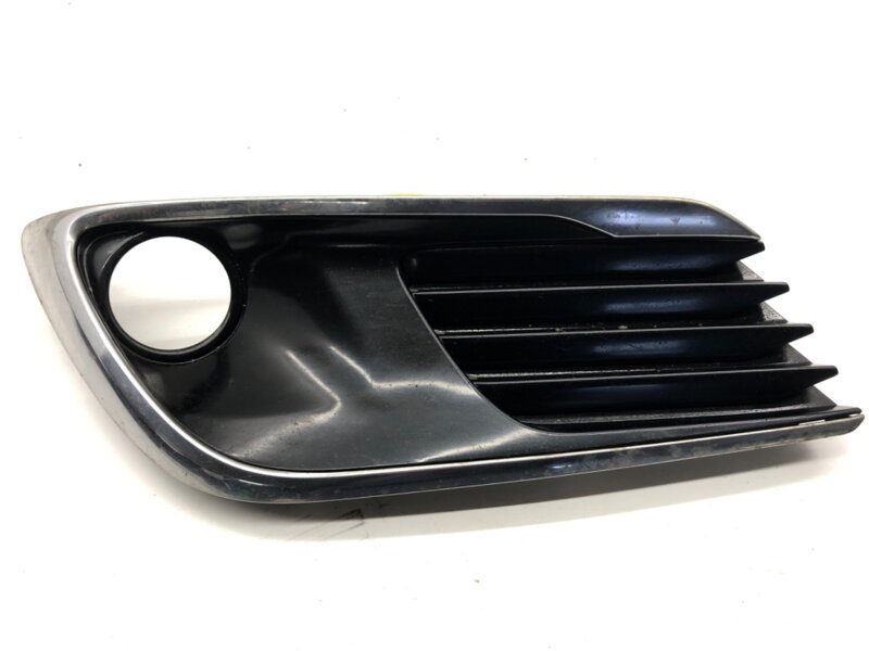 Mriežka nárazníka ľavá predná Toyota Auris (_E18_) 2012 - 2018 52040-02210