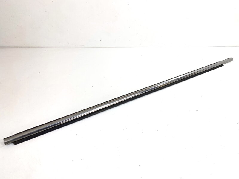 Lišta stieracia predná pravá Toyota Auris (_E18_) 2012 - 2018