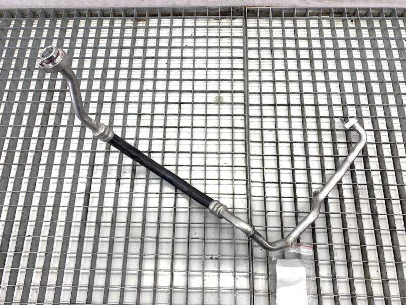 Hadica klimatizácie Seat Leon (5F1) 2012 - 2022 5Q0816743E