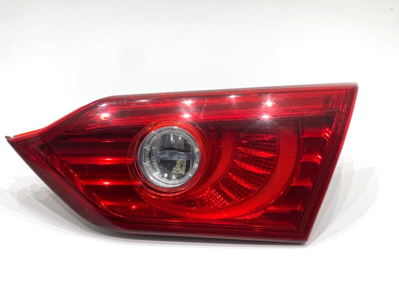 Svetlo zadné pravé vnútorné Infiniti Q50 2013 - 2022
