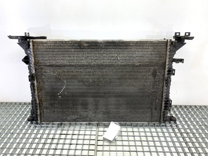 Chladič vody Audi A4 B8 Avant (8K5) 2007 - 2015 8K0121251H