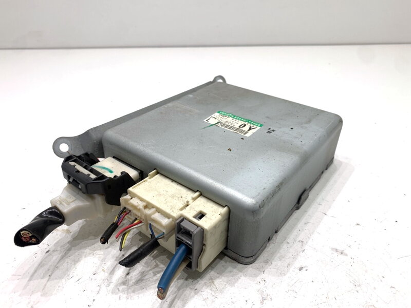 Modul posilňovania Toyota Corolla Sedan (_E15_) 2006 - 2022 89650-12220