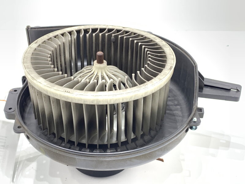 Ventilátor kúrenia Skoda Fabia II Combi (545) 2007 - 2014 6Q1819015G