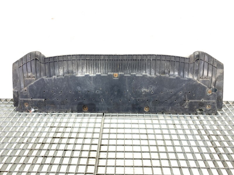 Kryt platňa nárazníka predného Audi A4 B8 (8K2) 2007 - 2015 8K0807233