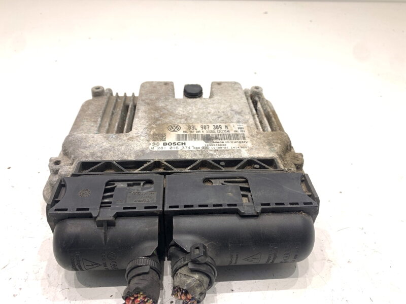 Riadiaca jednotka motora VW Passat B7 Variant (365) 2010 - 2015 03L907309N